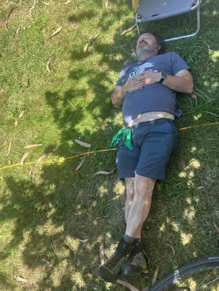 pequeña siesta de nuestro amigo Sylvain