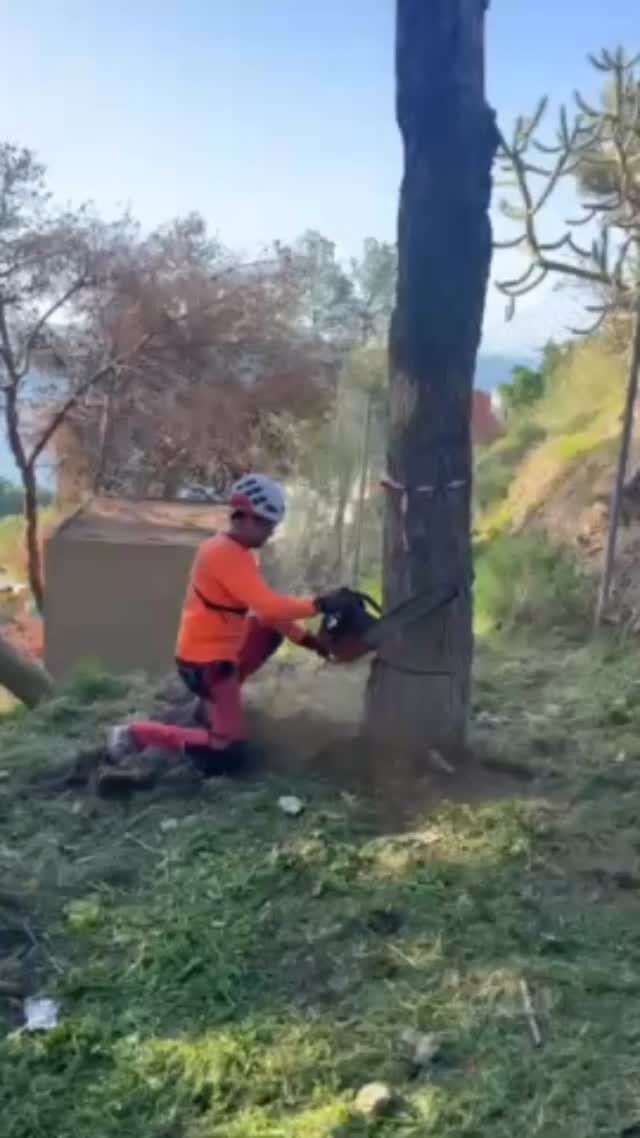 Instagram post from naturclimb. This post is in position 14.